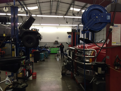 Auto Repair Shop «Henderson Auto», reviews and photos, 9075 SW Burnham St, Tigard, OR 97223, USA