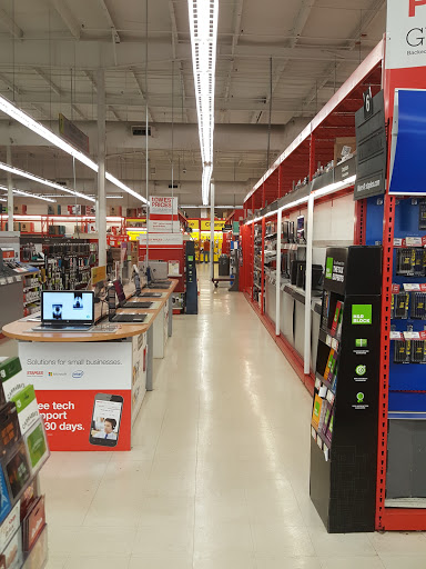 Office Supply Store «Staples», reviews and photos, 101 W Vine St, Kissimmee, FL 34741, USA