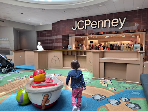 Shopping Mall «Emerald Square», reviews and photos, 999 S Washington St, North Attleborough, MA 02760, USA