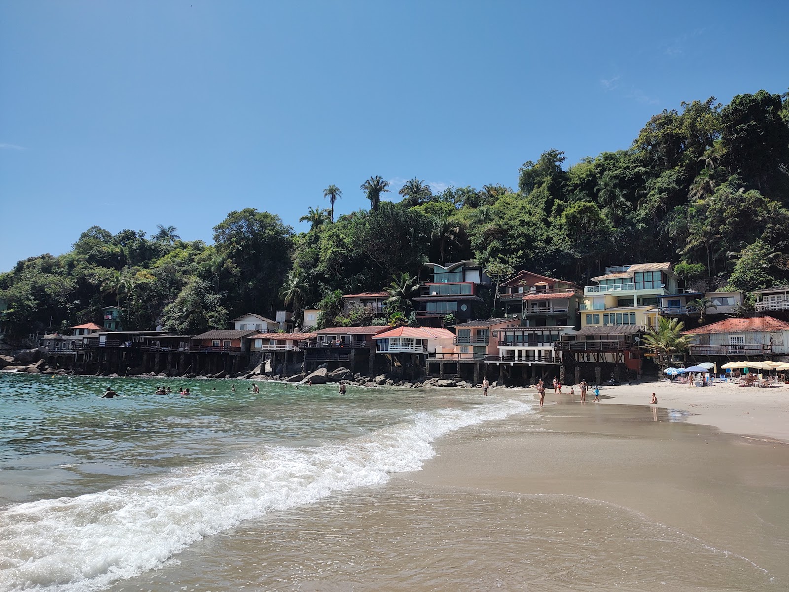 Foto di Spiaggia di Sorocotuba con una superficie del sabbia beige fine