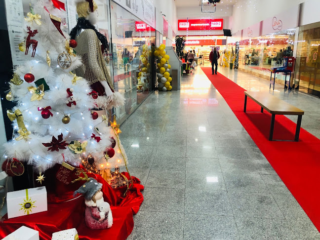 Avaliações doCentro Comercial VarzeaShopping em Felgueiras - Shopping Center