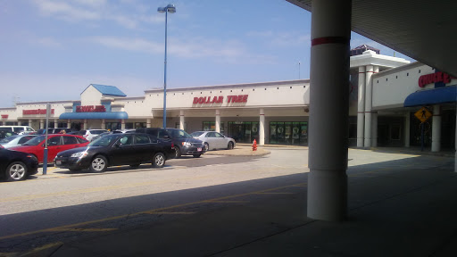 Dollar Store «Dollar Tree», reviews and photos, 1609 Golden Gate Plaza, Mayfield Heights, OH 44124, USA