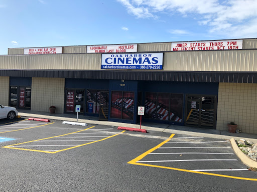 Movie Theater «Plaza Cinema 3», reviews and photos, 1321 SW Barlow St, Oak Harbor, WA 98277, USA