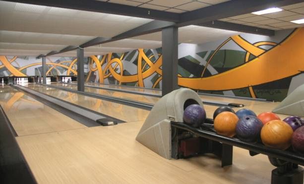 Bowling & Bar KAREL - Praha 8