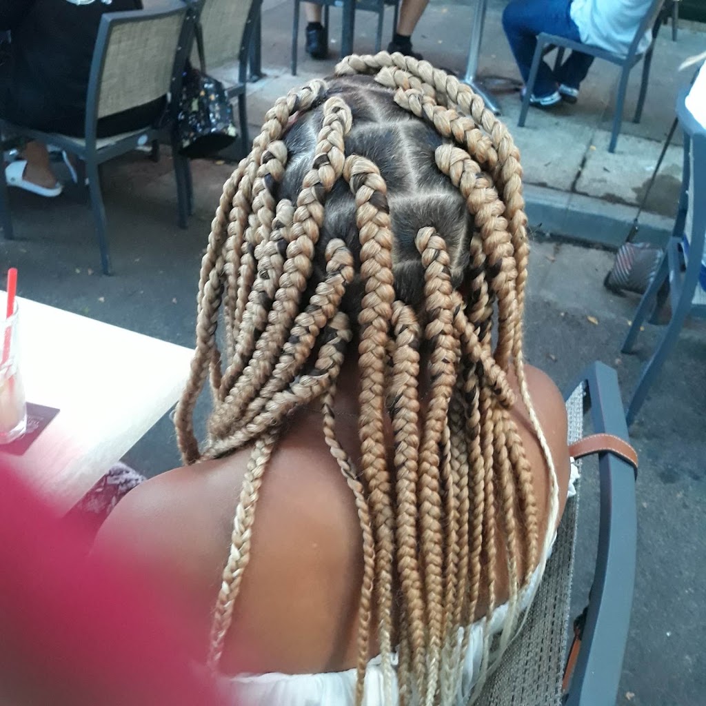 Katey's Beauty Salon 91104