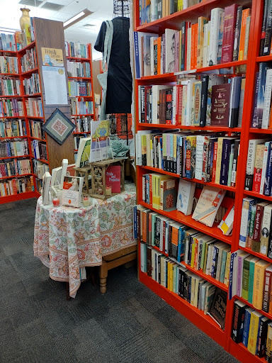 Book Store «Bookmans Phoenix Entertainment Exchange», reviews and photos, 8034 N 19th Ave, Phoenix, AZ 85021, USA