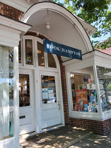 Book Store «BookHampton LLC», reviews and photos, 41 Main St, East Hampton, NY 11937, USA
