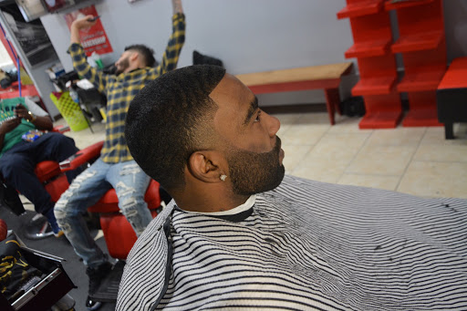 Barber Shop «The Gentlemens Club Barbershop», reviews and photos, 1320 Jefferson Davis Hwy Suite #20, Fredericksburg, VA 22401, USA