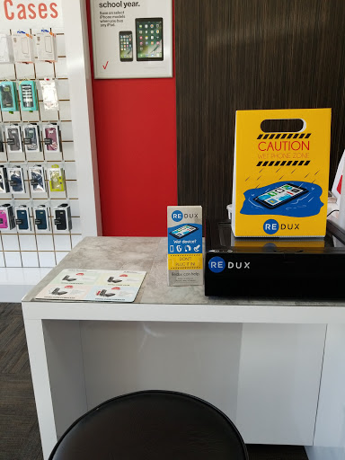 Cell Phone Store «Verizon Authorized Retailer - A Wireless», reviews and photos, 1070 Harter Pkwy, Yuba City, CA 95993, USA