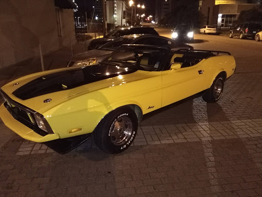 Bar & Grill «F. Jones Corner», reviews and photos, 303 N Farish St, Jackson, MS 39202, USA