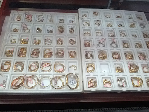 Pawn Shop «Pawn Shop of Babylon», reviews and photos, 366 Little East Neck Rd N, West Babylon, NY 11704, USA