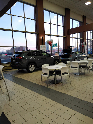 Toyota Dealer «Walser Toyota», reviews and photos, 4401 American Blvd W, Bloomington, MN 55437, USA