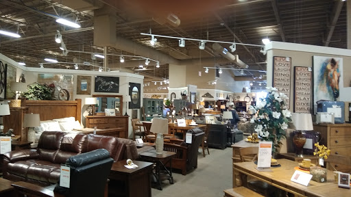 Furniture Store «Ashley HomeStore», reviews and photos, 7502 N Blackstone Ave, Fresno, CA 93720, USA