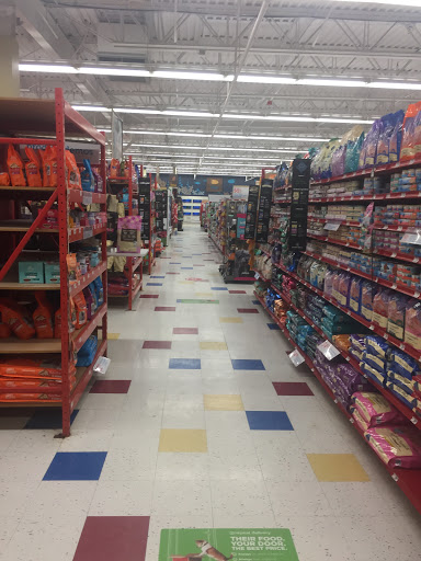 Pet Supply Store «Petco Animal Supplies», reviews and photos, 300 Hylan Dr, Rochester, NY 14623, USA