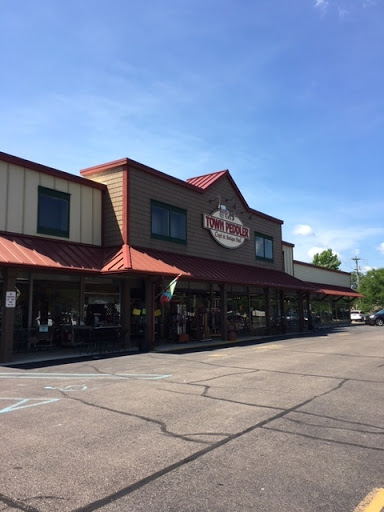 Shopping Mall «Town Peddler Craft and Antique Mall», reviews and photos, 35323 Plymouth Rd, Livonia, MI 48150, USA