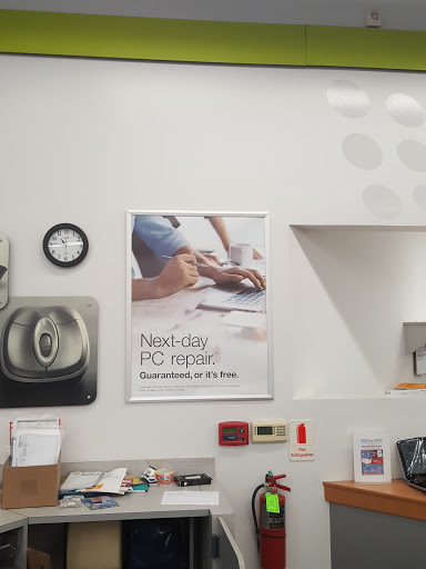 Office Supply Store «Staples», reviews and photos, 8913 Town and Country Cir, Knoxville, TN 37922, USA