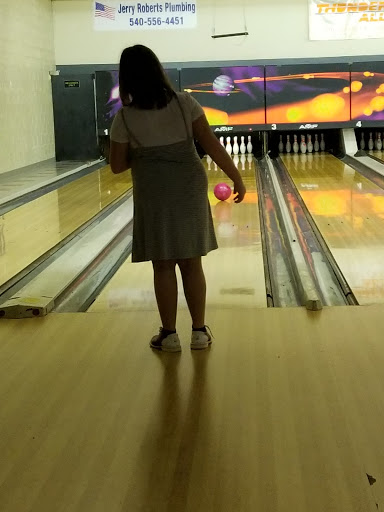 Bowling Alley «Vinton Bowling Center», reviews and photos, 1200 Vinyard Rd, Vinton, VA 24179, USA