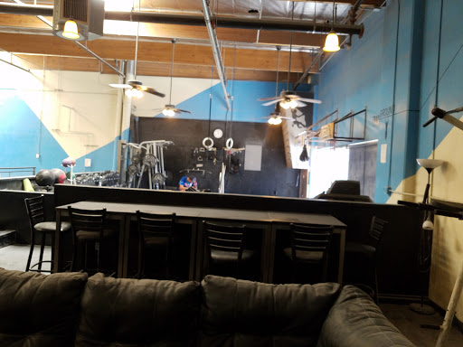 Rock Climbing Gym «Hangar 18 Indoor Climbing Gym - East Riverside», reviews and photos, 2111 Iowa Ave, Riverside, CA 92507, USA