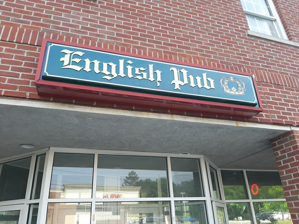 English Pub & Bistro 44266