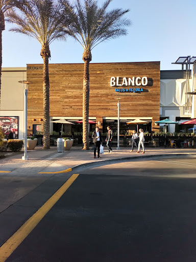 Shopping Mall «Biltmore Fashion Park», reviews and photos, 2502 E Camelback Rd, Phoenix, AZ 85016, USA