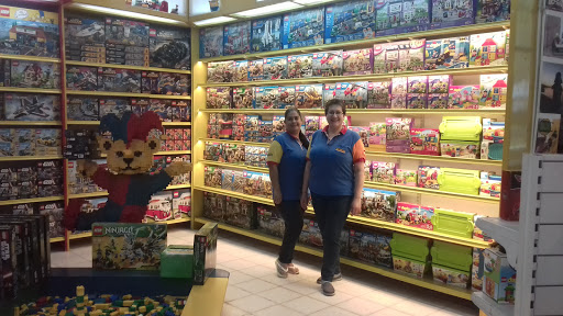 Puzzle shops in Asuncion