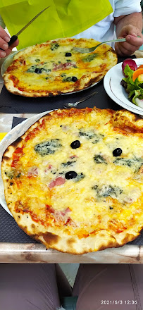 Pizza du Pizzeria les 4 voûtes à La Malène - n°7