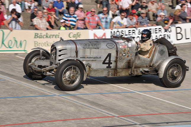 Lüchinger Classic Motors AG - Motorradhändler