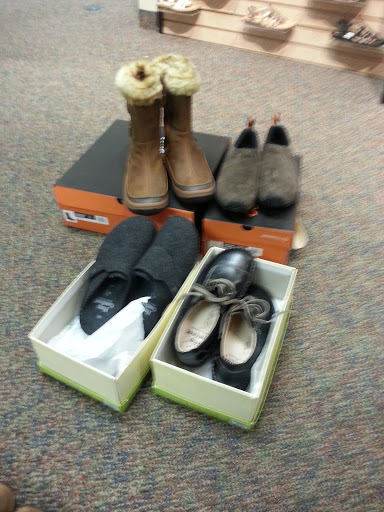 Shoe Store «Schuler Shoes: Wayzata», reviews and photos, 1175 Wayzata Blvd E, Wayzata, MN 55391, USA