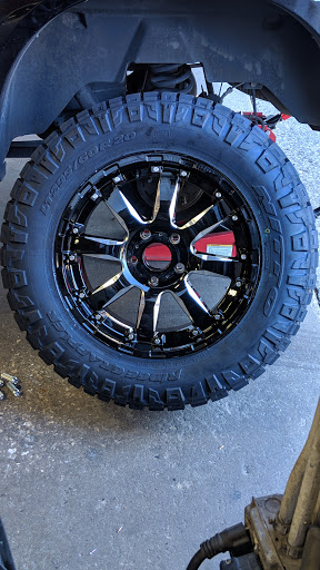 Tire Shop «Discount Tire Store - Round Rock, TX», reviews and photos, 3115 S Interstate 35, Round Rock, TX 78664, USA