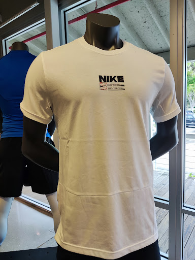 Outlet Mall «Sanibel Outlets», reviews and photos, 20350 Summerlin Rd, Fort Myers, FL 33908, USA