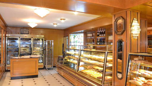 Pastelería Confitería Pinillos en Burgos, Burgos