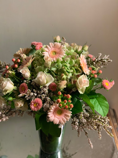 Florist «Paul Douglas Floral Designs», reviews and photos, 130 King St, Cohasset, MA 02025, USA