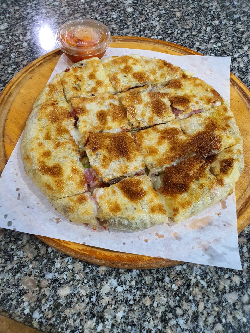 بيتزا بلدي Pizza Balady