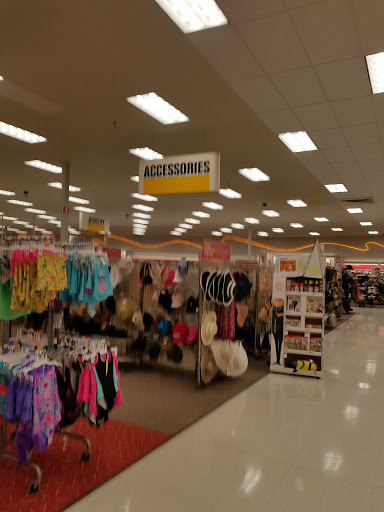 Department Store «Target», reviews and photos, 3040 Shallowford Rd, Marietta, GA 30062, USA