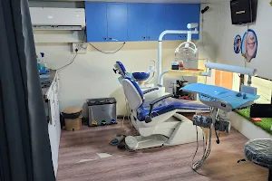 Avani Dental & Health Clinic image
