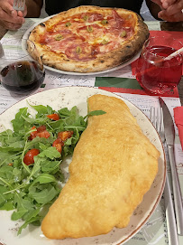 Calzone du Pizzeria La Voglia à Annecy - n°9
