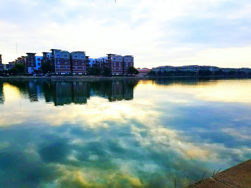 Tourist Attraction «Mandalay Canal Walk at Las Colinas», reviews and photos, 215 Mandalay Canal, Irving, TX 75039, USA