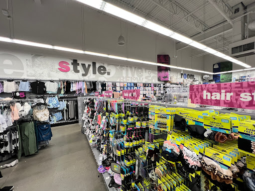 Variety Store «Five Below», reviews and photos, 607 NJ-18, East Brunswick, NJ 08816, USA