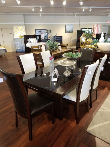 Furniture Store «The RoomPlace», reviews and photos, 40 E Rand Rd, Arlington Heights, IL 60004, USA