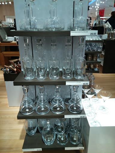 Shopping Mall «The Shops at Chestnut Hill», reviews and photos, 199 Boylston St, Chestnut Hill, MA 02467, USA