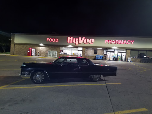 Supermarket «Hy-Vee», reviews and photos, 1951 S Main Ave, Sioux Center, IA 51250, USA