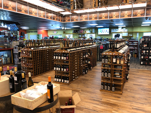 Liquor Store «Town Line Wine & Spirits», reviews and photos, 2430 Foxon Rd, North Branford, CT 06471, USA