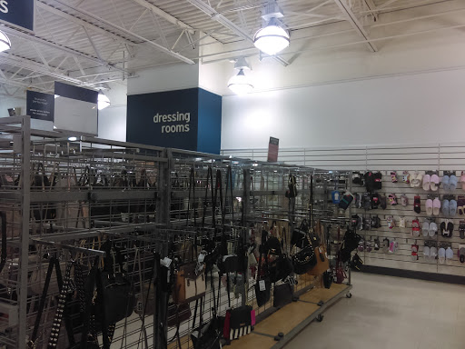 Shopping Mall «Southern Plaza Shopping Center», reviews and photos, 4200 S East St, Indianapolis, IN 46227, USA