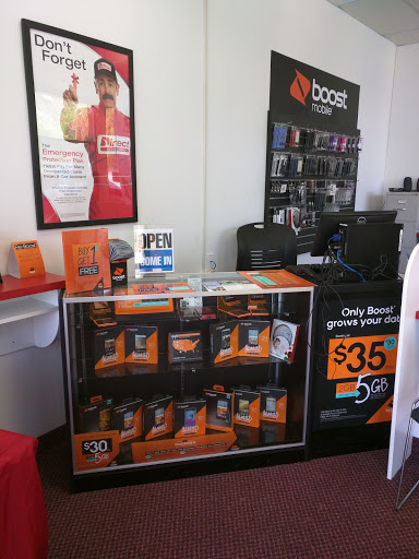 Cell Phone Store «Boost Mobile by Cellular Zone», reviews and photos, 238 5th Ave N, Nashville, TN 37219, USA