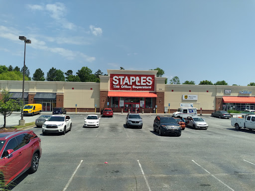 Staples, 1325 S Park St, Carrollton, GA 30117, USA, 