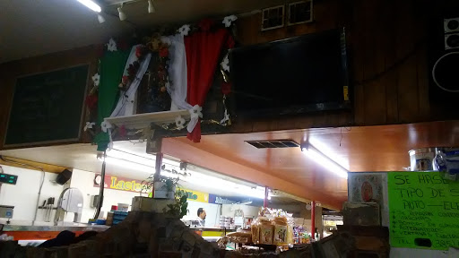 Grocery Store «Azteca De Oro Market», reviews and photos, 499 State St, Clearfield, UT 84015, USA