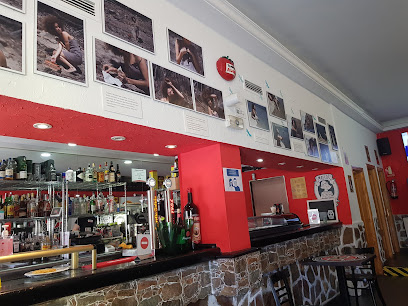 Tómate Algo Café Bar - C. Pintor Ribera, 3, 28933 Móstoles, Madrid, Spain