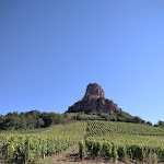 Photo n° 2 de l'avis de Myriam. fait le 10/08/2021 à 15:09 pour Roche de Solutré à Solutré-Pouilly