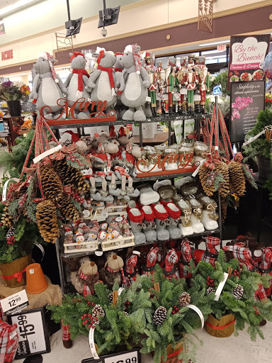 Shopping Mall «Eagle Plaza», reviews and photos, 700 Haddonfield-Berlin Rd #4a, Voorhees Township, NJ 08043, USA