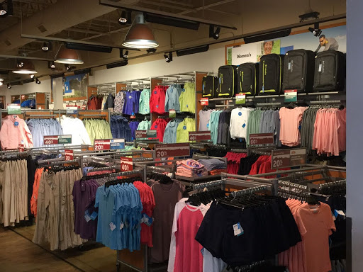 Sportswear Store «Columbia Sportswear Outlet Store - Orlando Premium Outlets», reviews and photos, 8166 Vineland Ave #1765, Orlando, FL 32821, USA